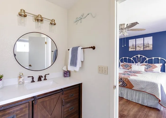 Havasu Winston - Spa, Garage Access, Villa Lake Havasu City